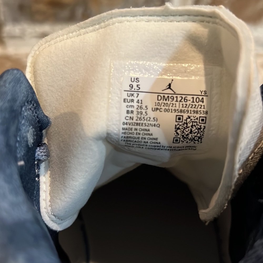 Brand New Nike Air Jordans - Picture 8 of 9